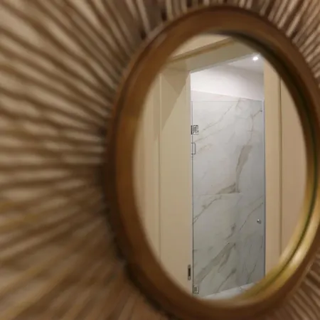 New Glamours With Elevator Apartmán