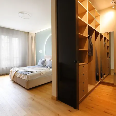 New Glamours With Elevator Sofie