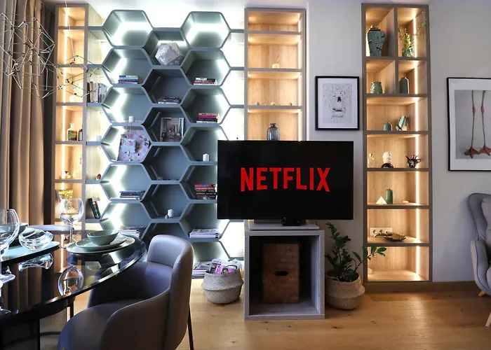 アパート New Glamours With Elevator