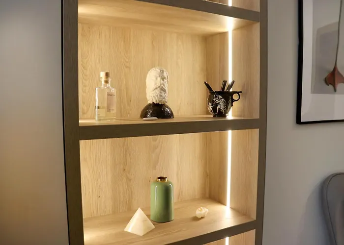 New Glamours With Elevator *